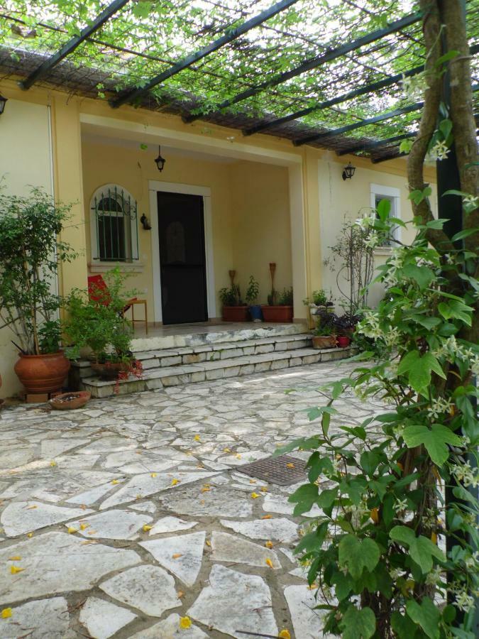 Theni Olive Grove Villa Kato Yerakarion Exteriér fotografie