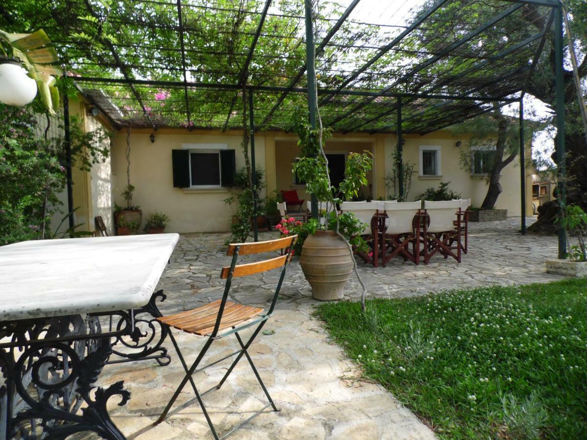 Theni Olive Grove Villa Kato Yerakarion Exteriér fotografie